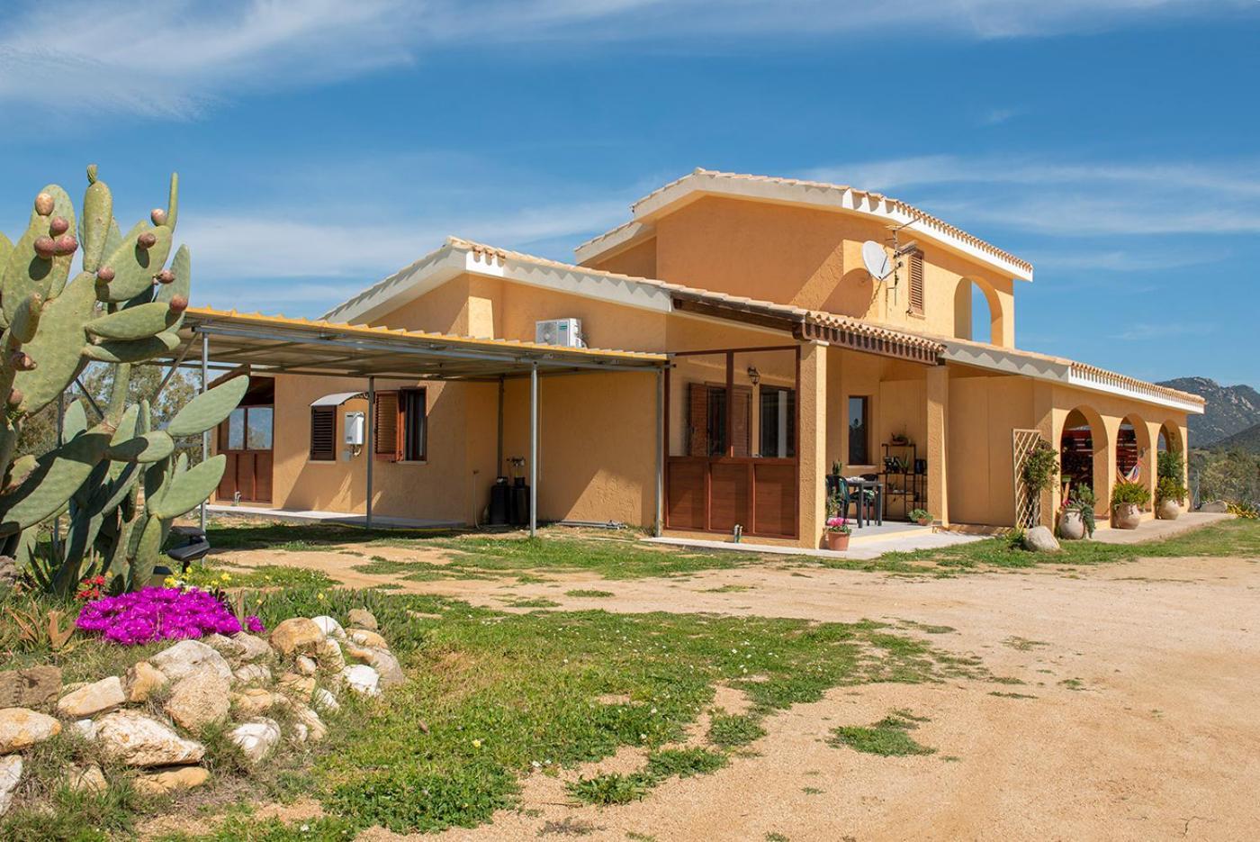 Beth La Casa Della Luna Annunziata  ภายนอก รูปภาพ