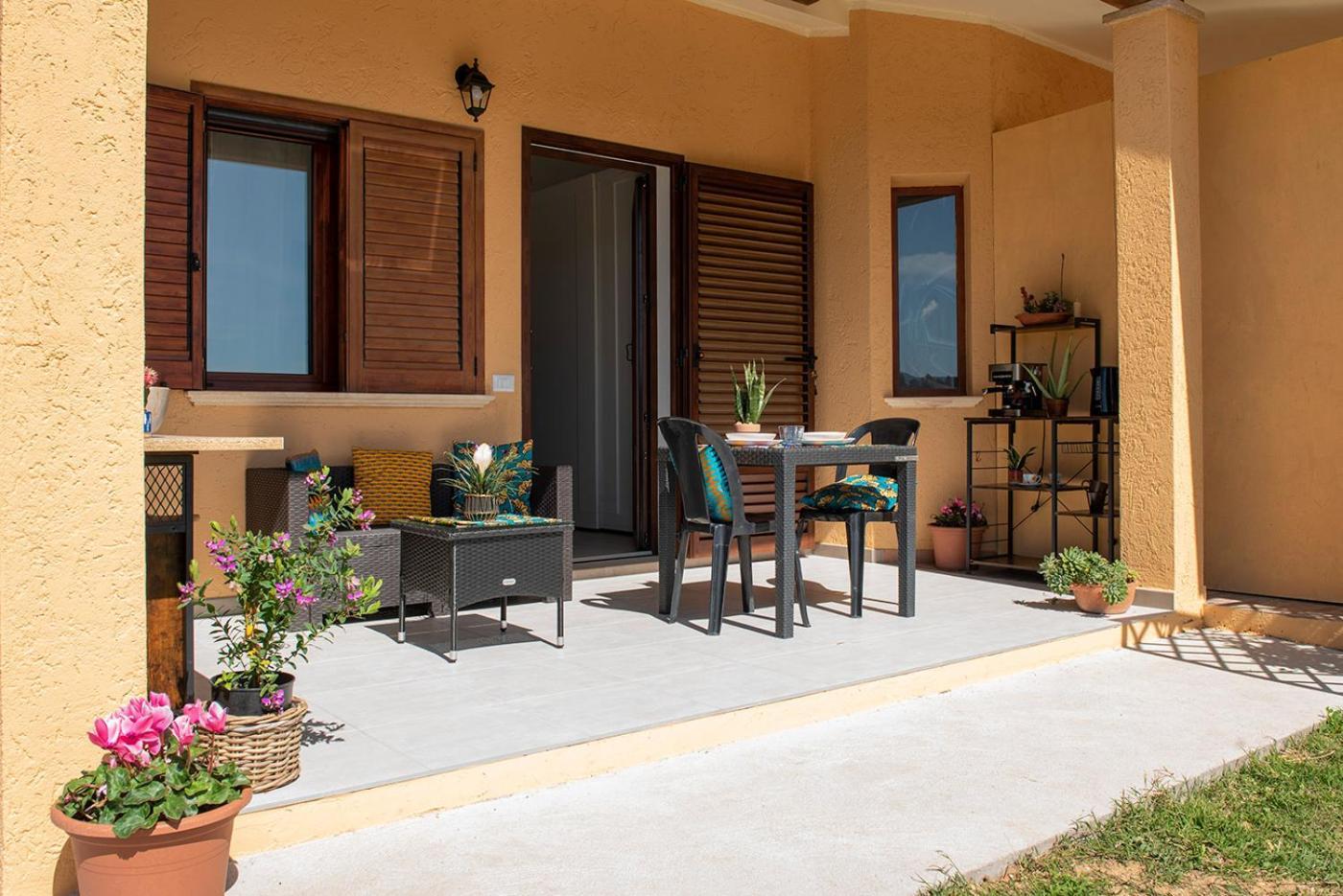 Beth La Casa Della Luna Annunziata  ภายนอก รูปภาพ
